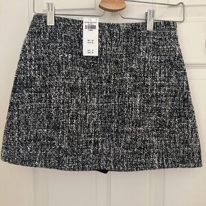Abercrombie & Fitch Black and White Tweed Skort
